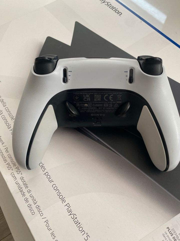 Ensemble de jeux (PS5) - Miniature 2