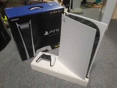 PS 5 console - Miniature 2
