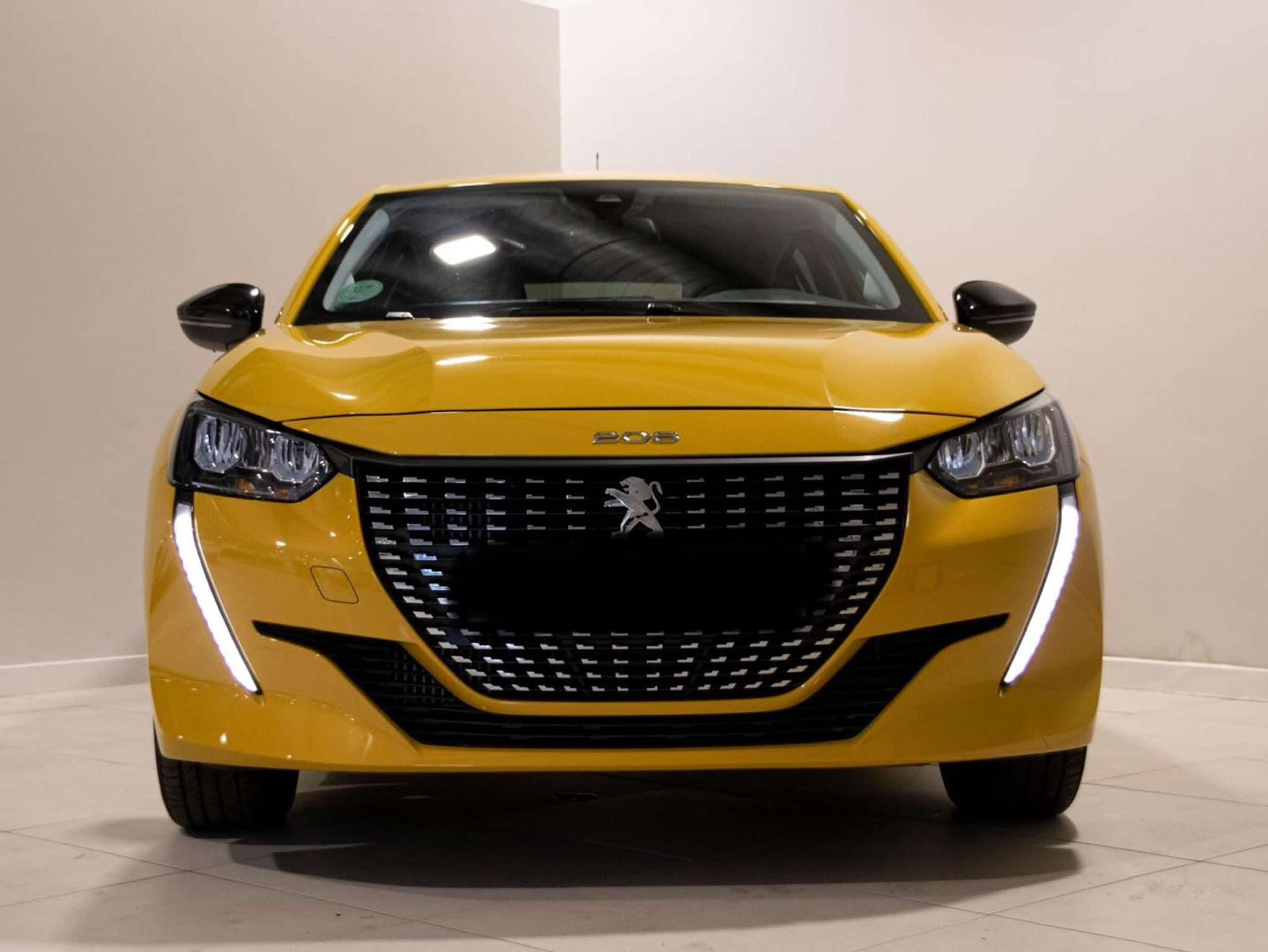 Peugeot 208 BlueHDi Année 2023 - Miniature 6