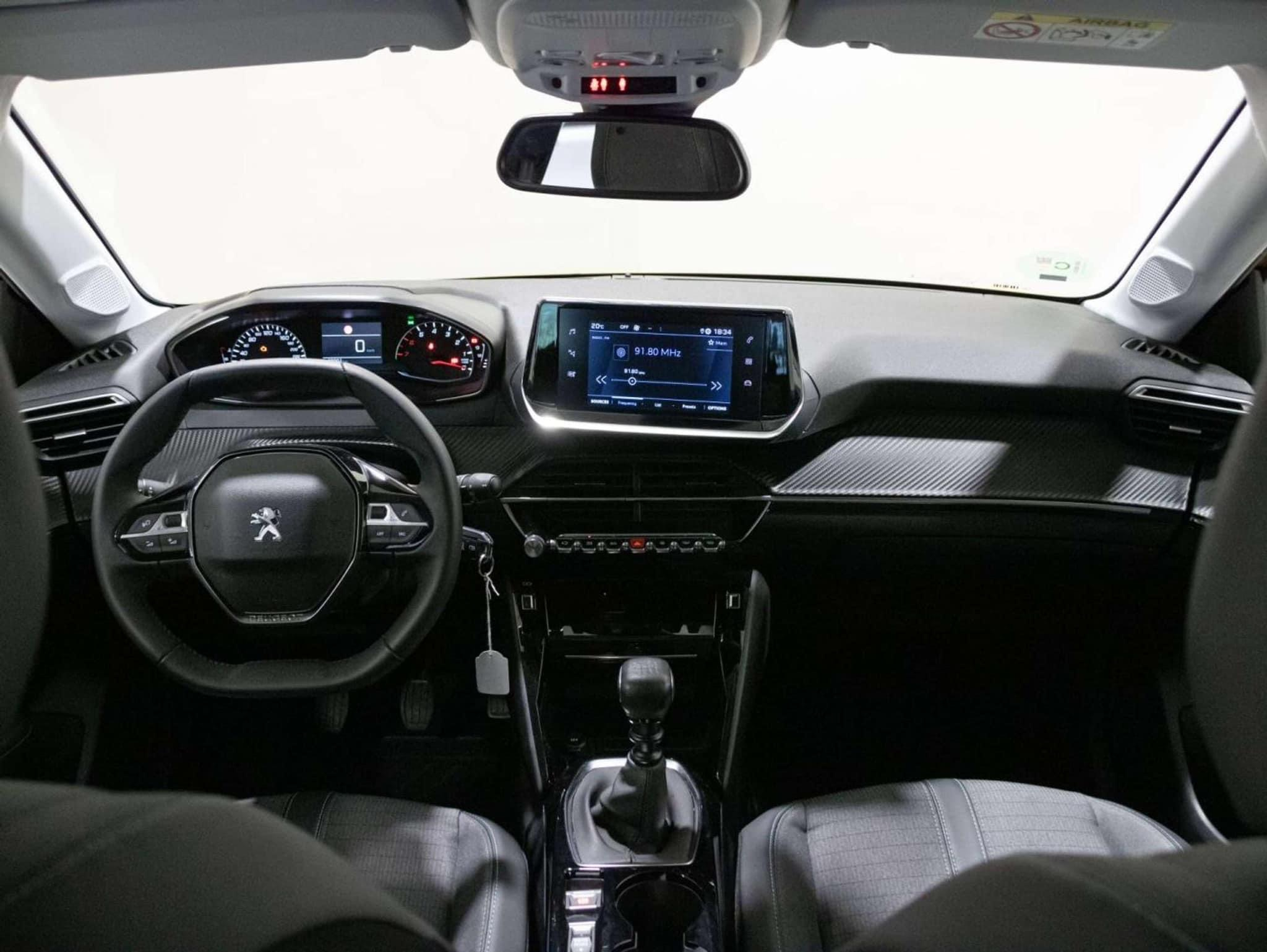 Peugeot 208 BlueHDi Année 2023 - Miniature 5