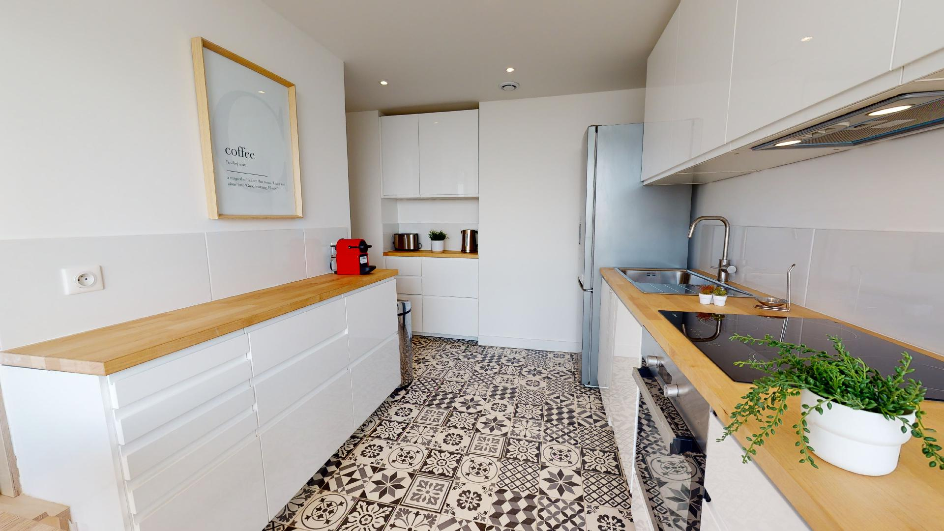 Appartement idéal T2 de 45m2 au 8e étage avec ascenseur