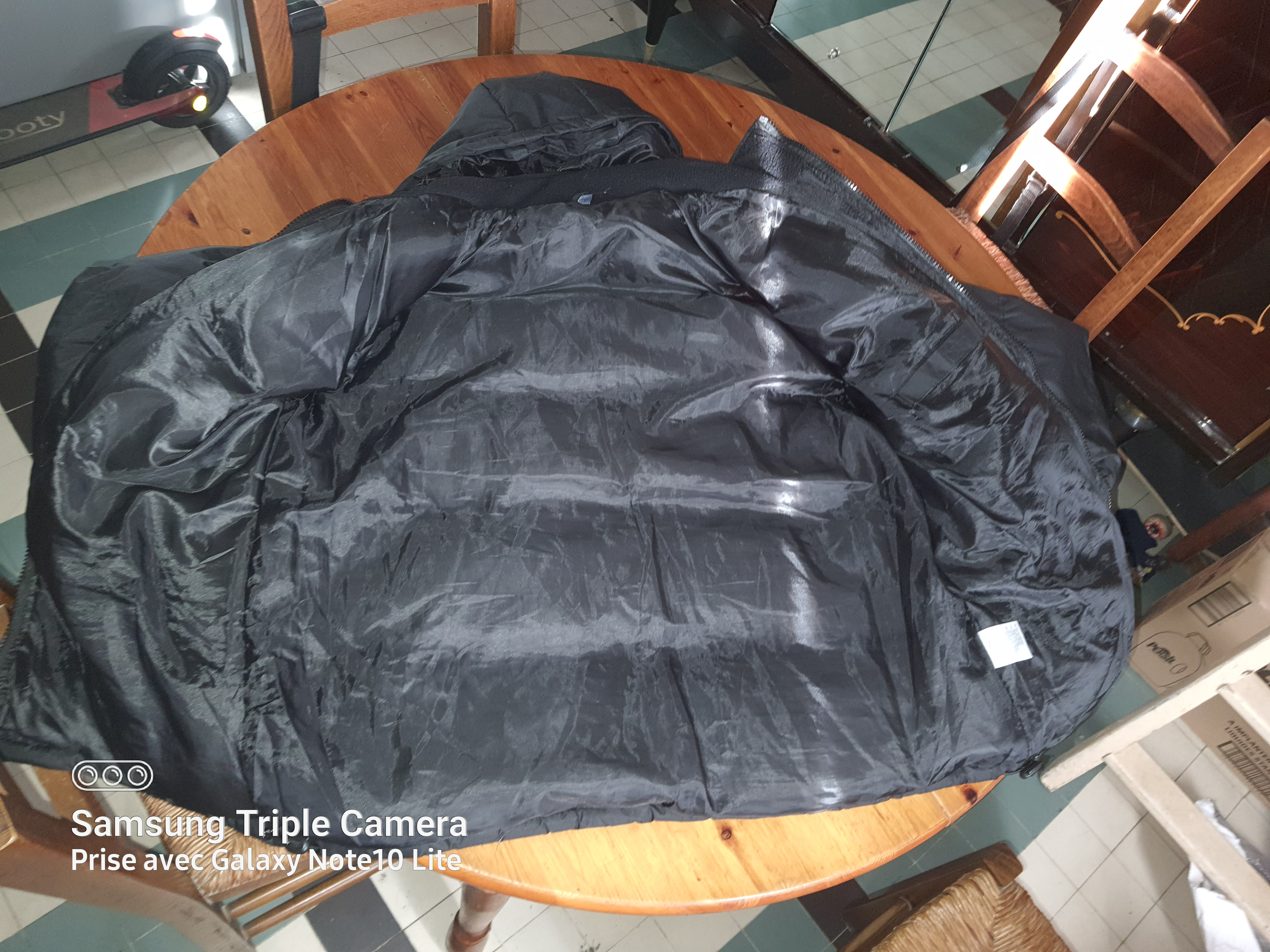 Blouson noir