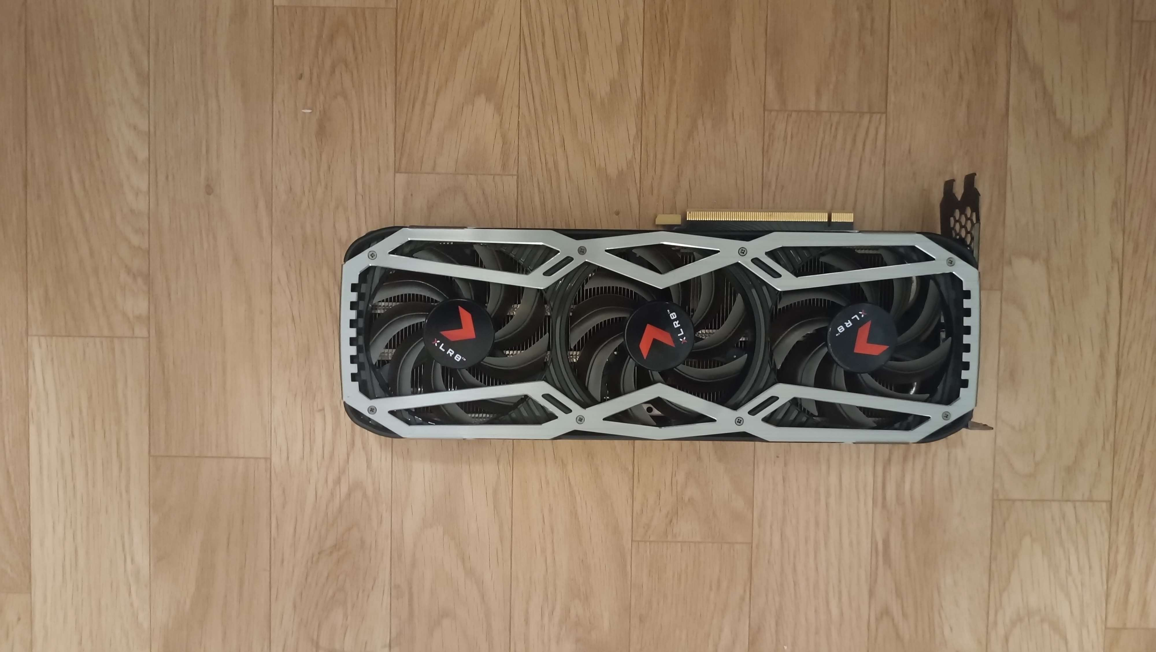 Carte graphique RTX 3070 à vendre - Miniature 2