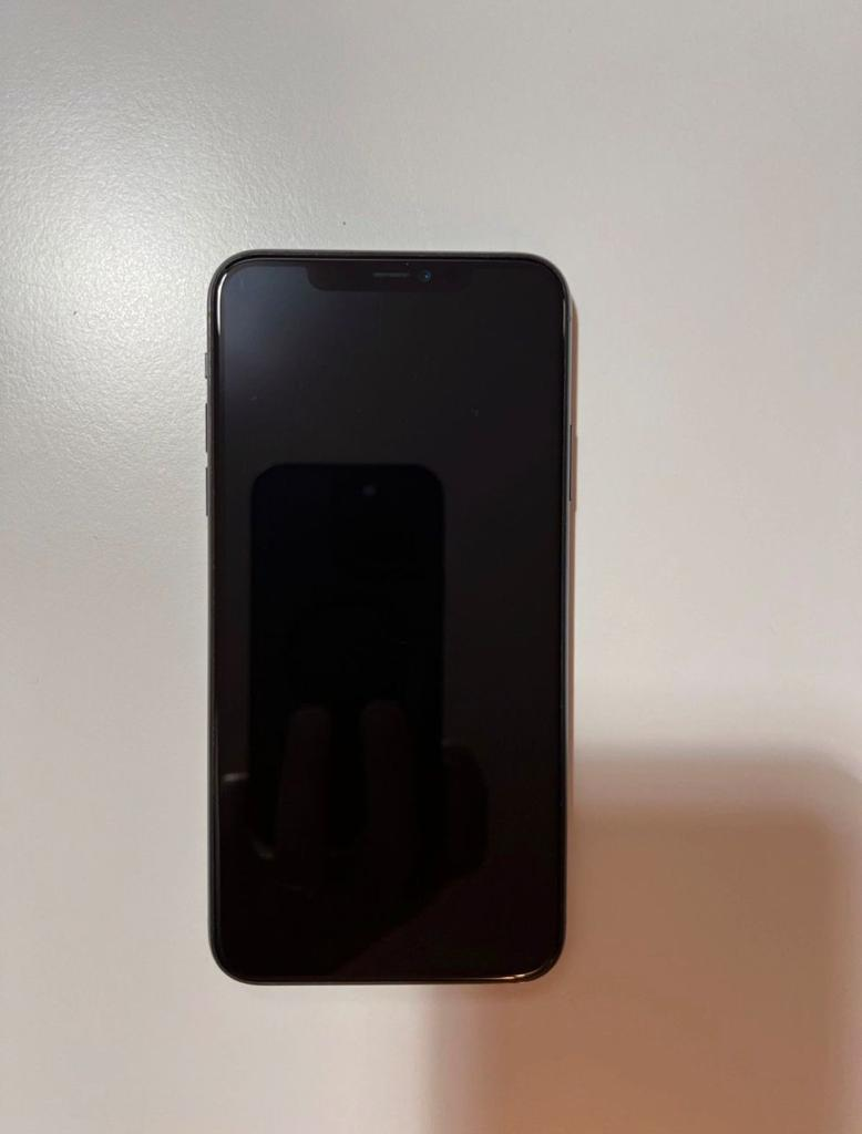 À vendre IPhone 11Promax 256 GB - Miniature 2