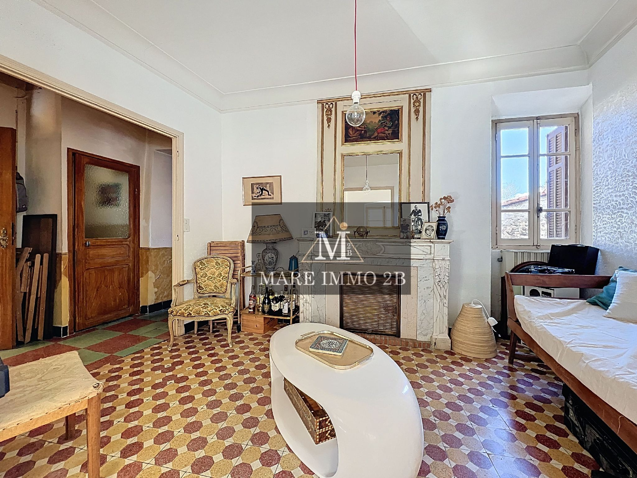 Maison de village avec de beaux volumes - Miniature 14