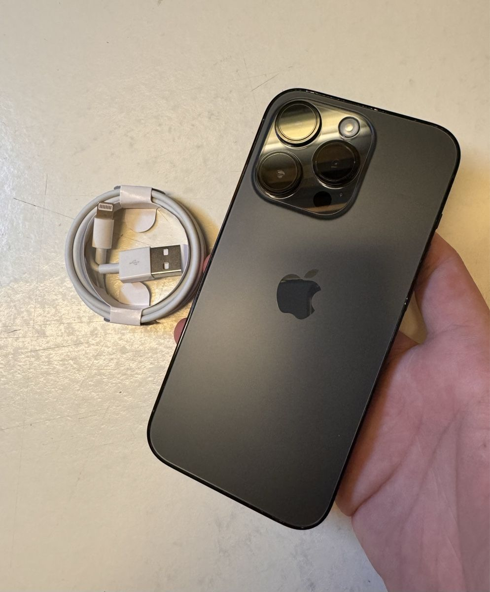 Vente de mon iphone 14 pro a un prix cadeaux