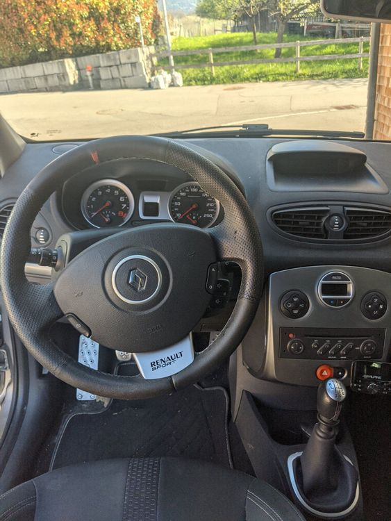 Renault Clio Sport - Miniature 3