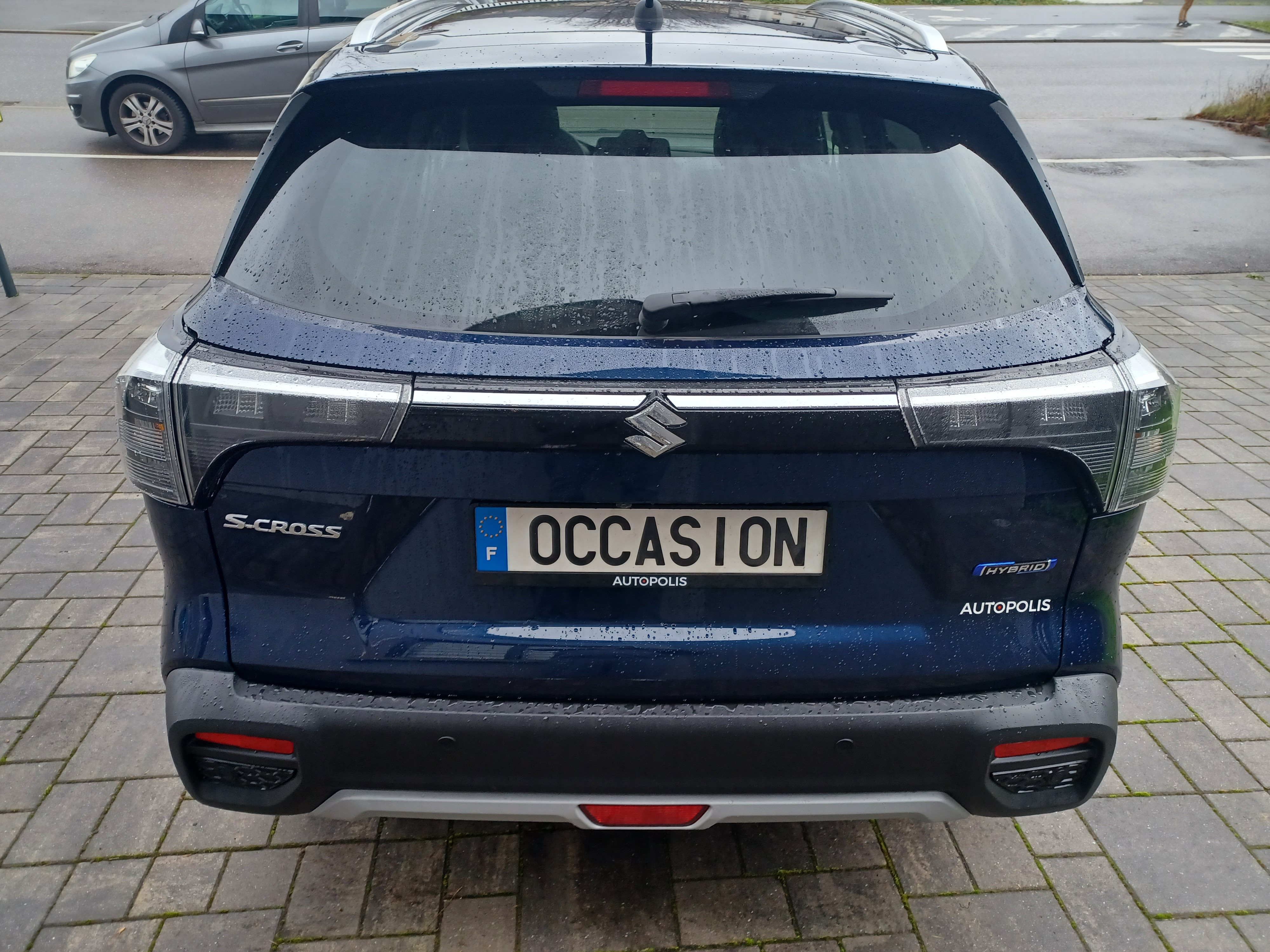 Suzuki SX4 S-Cross 1.5 GL+ 4 roues motrices à vendre - Miniature 4