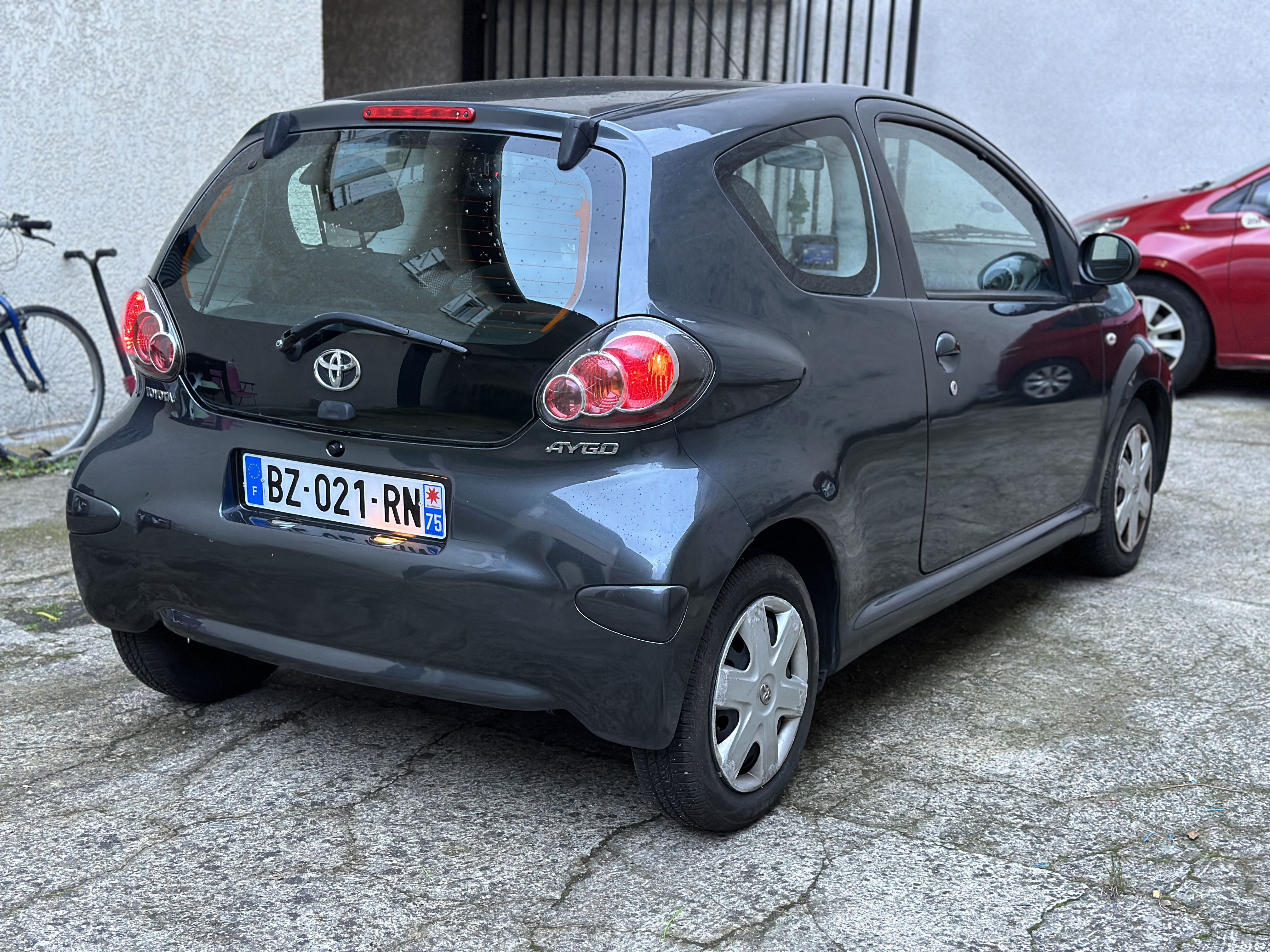 Toyota Aygo 2011 - Miniature 3
