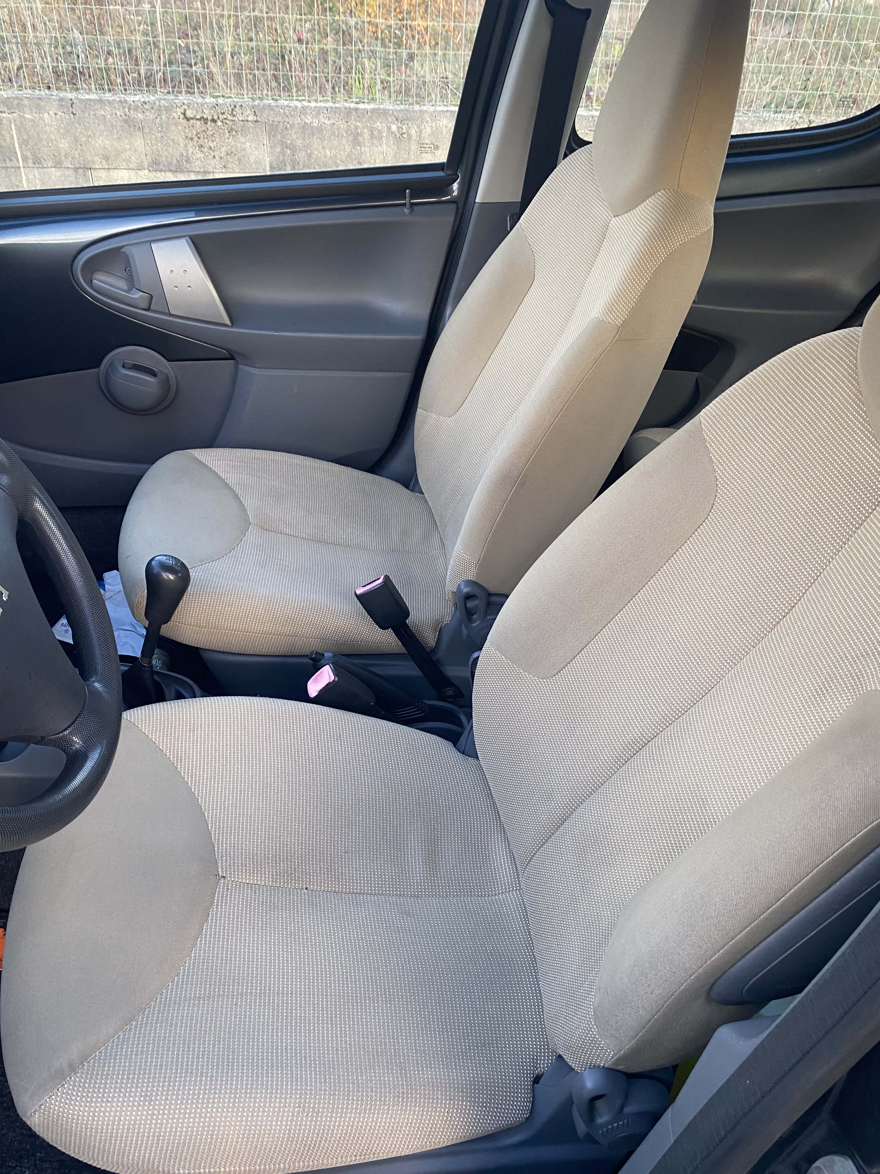 Peugeot 107 HDI 1.4 l diesel en excellent état - Photo 1