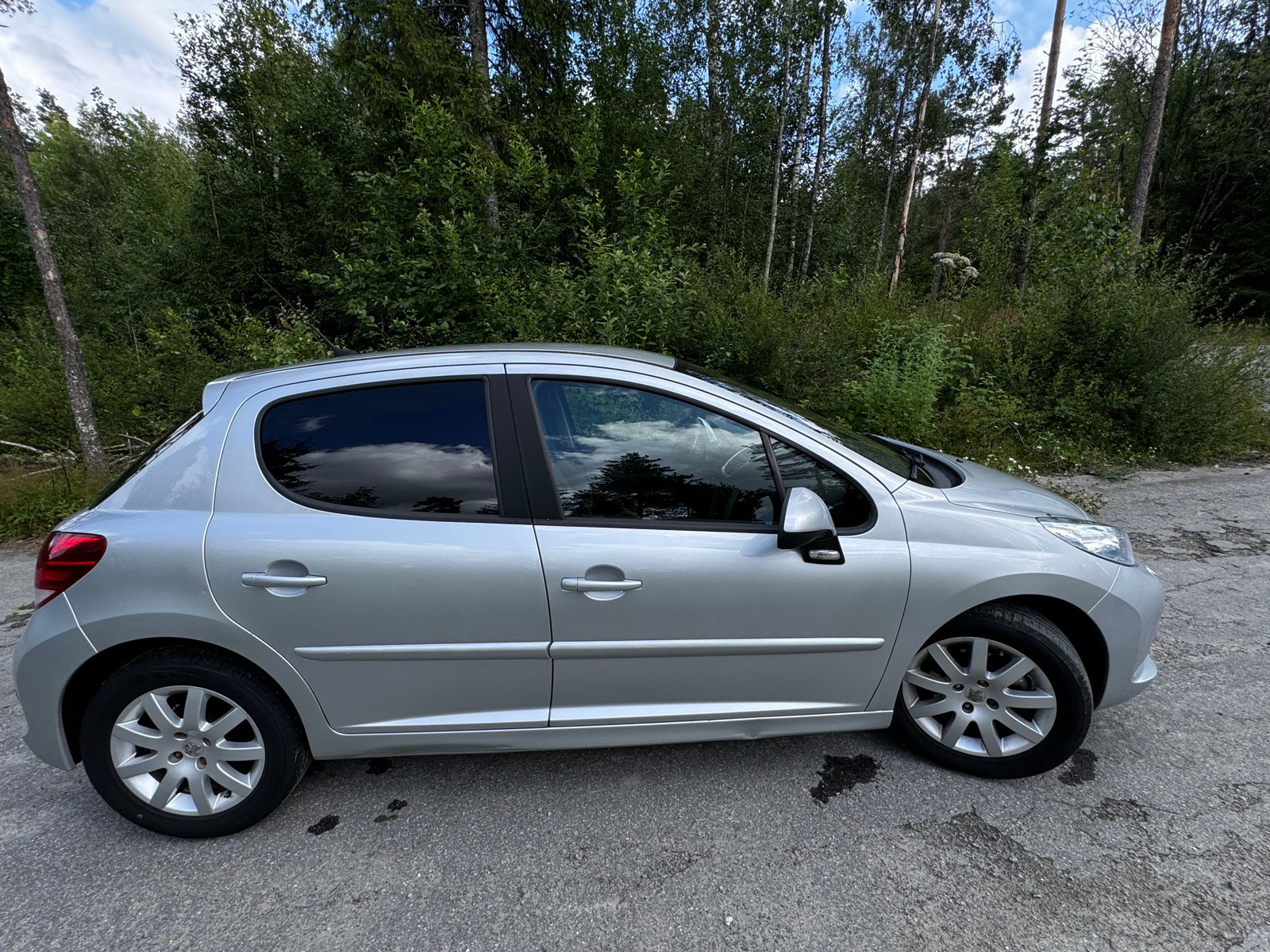 Peugeot 207 1.6-90 D