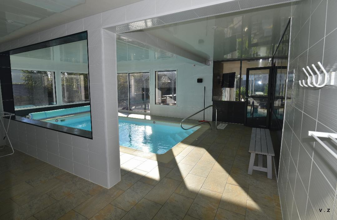 Magnifique villa de 210m² à la décoration très soignée 1terrain
clos arboré 1000
