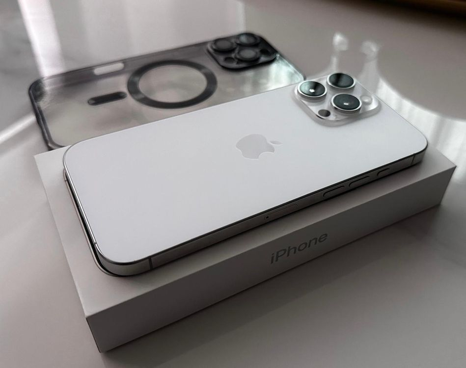 iPhone 16 Pro MAX 512 Go Blanc Titane avec accessoires