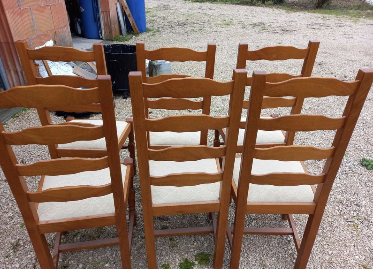 Chaise de salle à manger