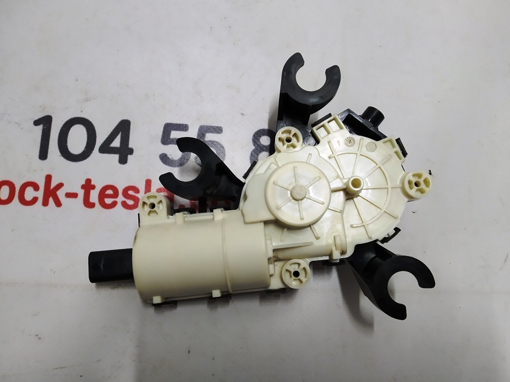 Drive pour ouvrir la serrure du coffre / porte arrière gauche / droite Tesla 1034485-S0-C