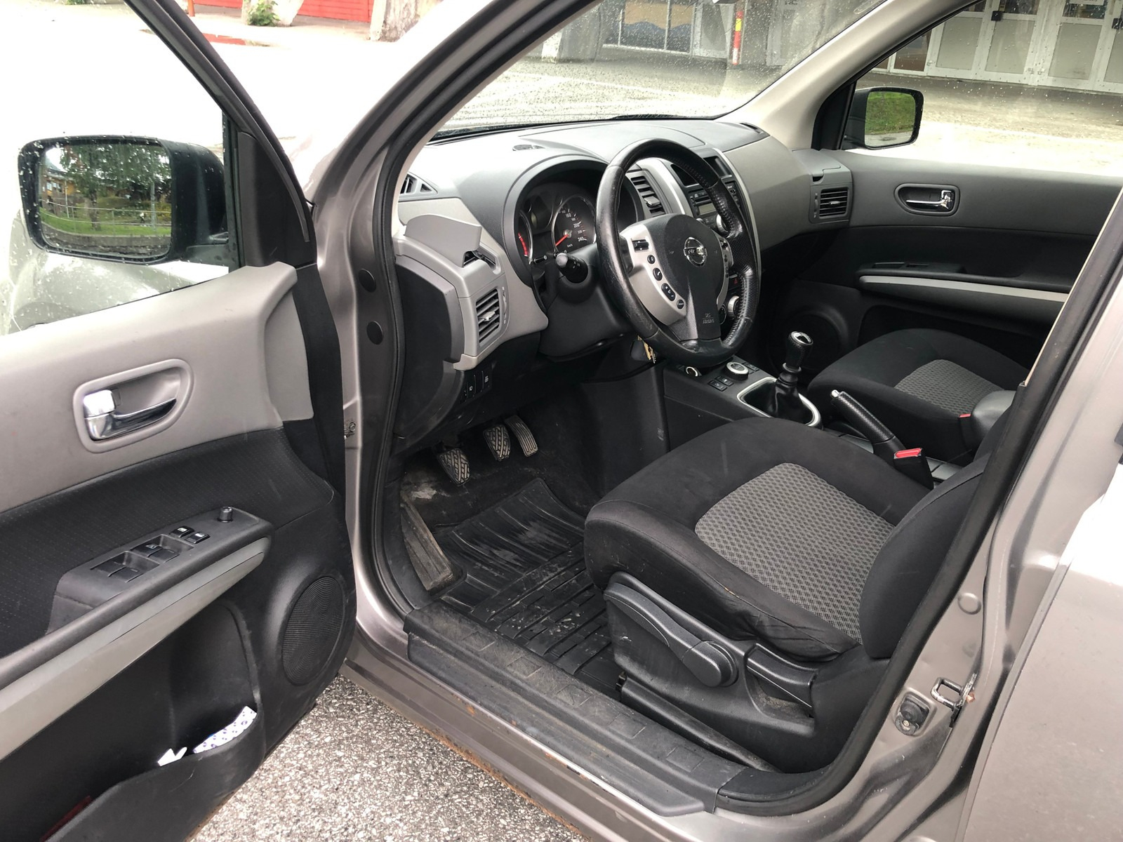 Nissan X-TRAIL 2.0-150D Diesel