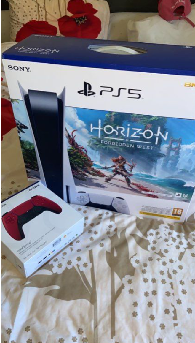 PS5 standard neuve jamais déballé - Miniature 5