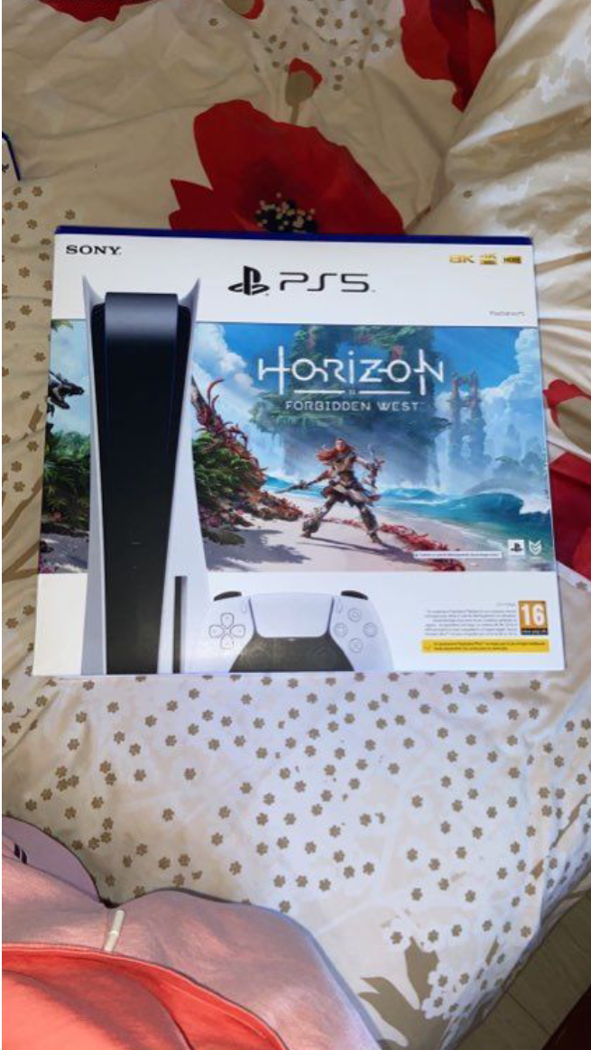 PS5 standard neuve jamais déballé - Miniature 6