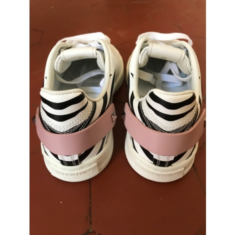 BASKETS Valentino  36  - État neuf