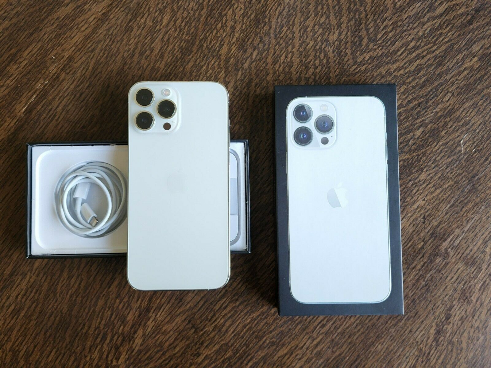 Apple iPhone 13 Pro Max - 128GB - Silver (Unlocked). - Photo 1