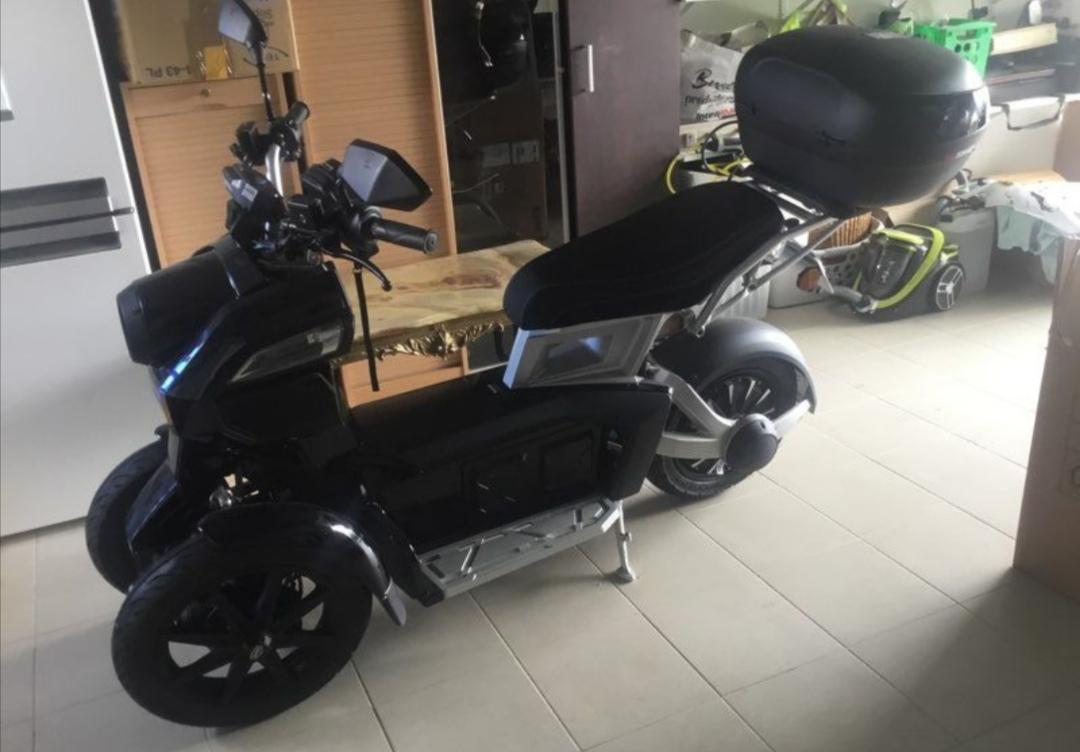 Scooter électrique neuf 3 roues 125 cm3