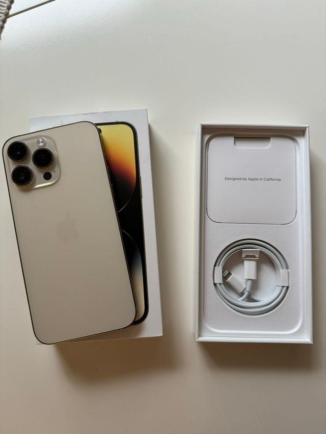 iPhone 14 pro max en très bon état