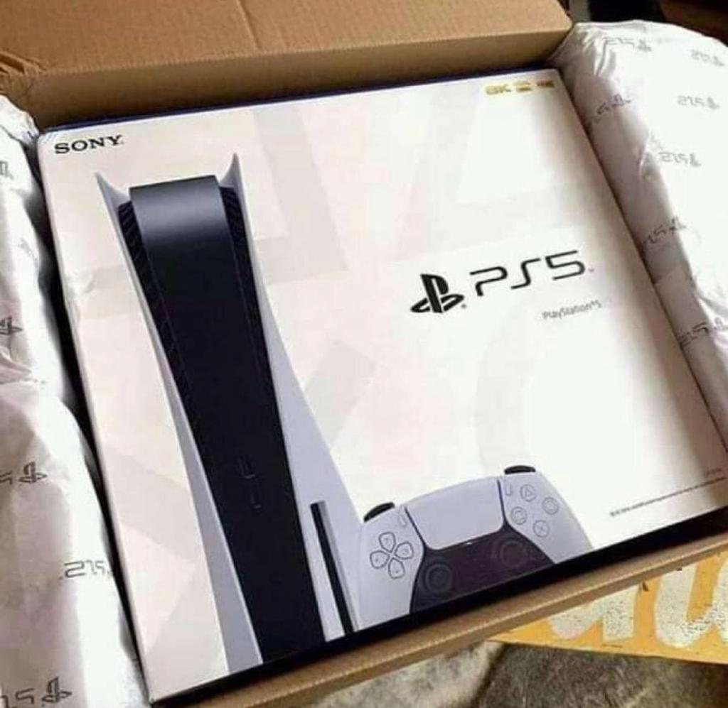 Console PS5 avec tout accessoire