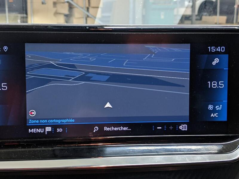 Peugeot 208 ALLURE BUSINESS BLUEHDI 100