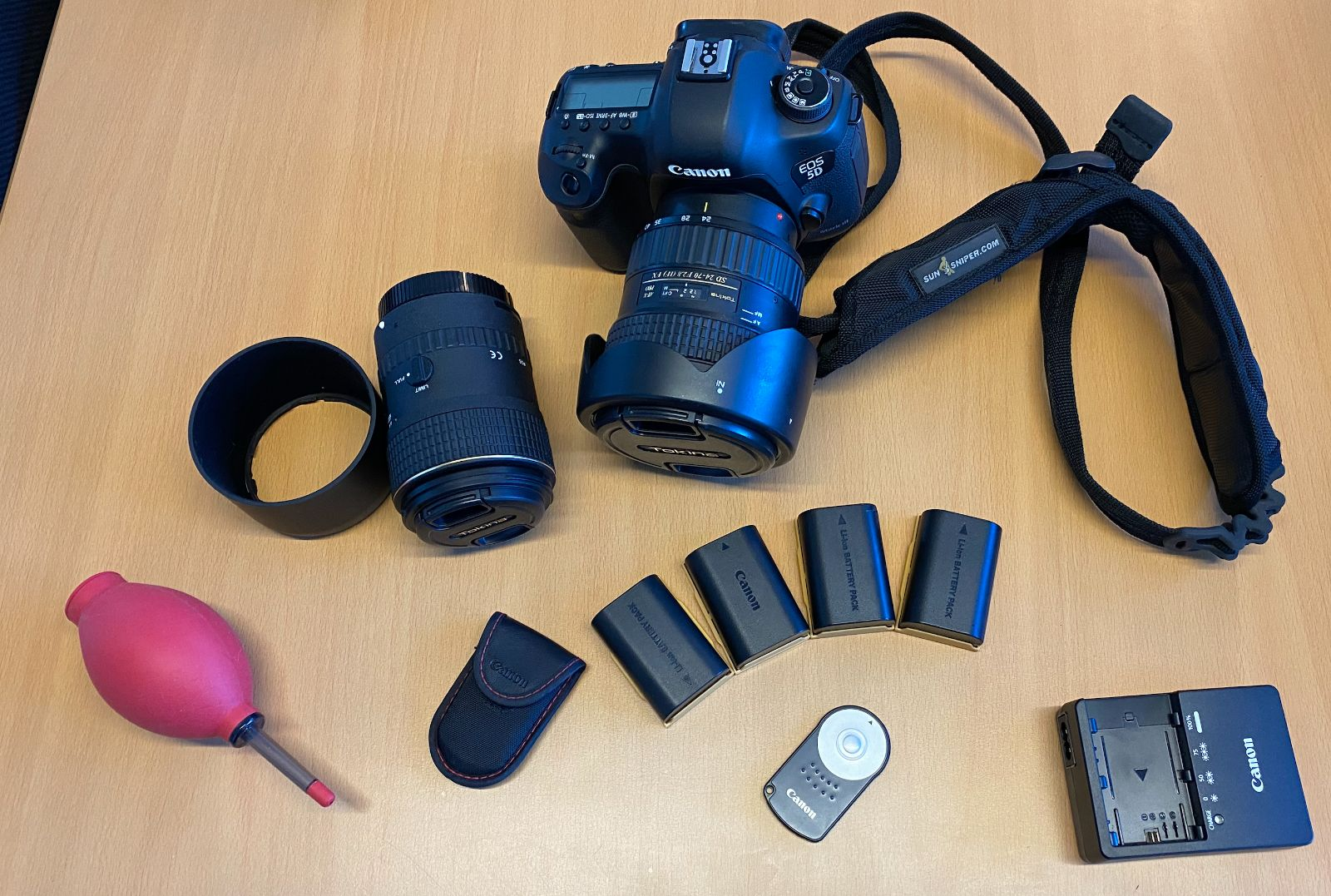 Canon EOS 5D Mark iii + Tokina 24-70mm f2.8 + Macro 100mm F2.8