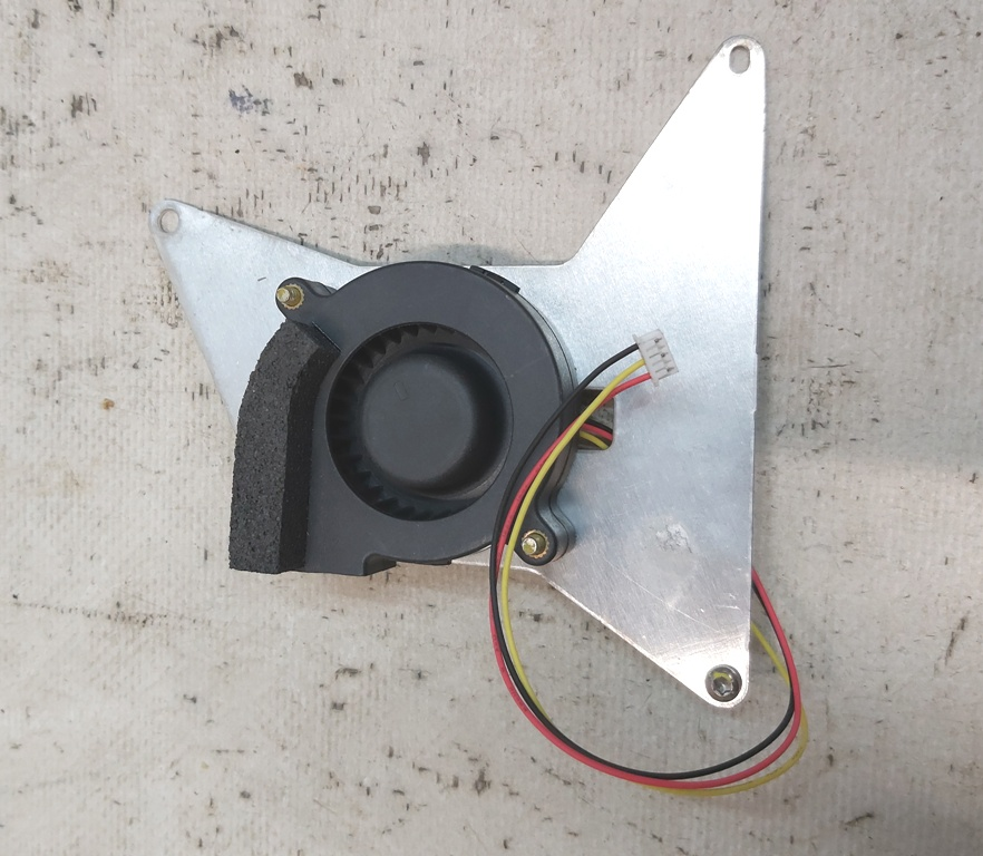 Ensemble de ventilateur de refroidissement de carte CPU TEGRA MCU Tesla  1064580-00-B 51