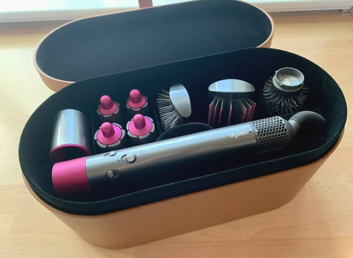 Dyson airwrap