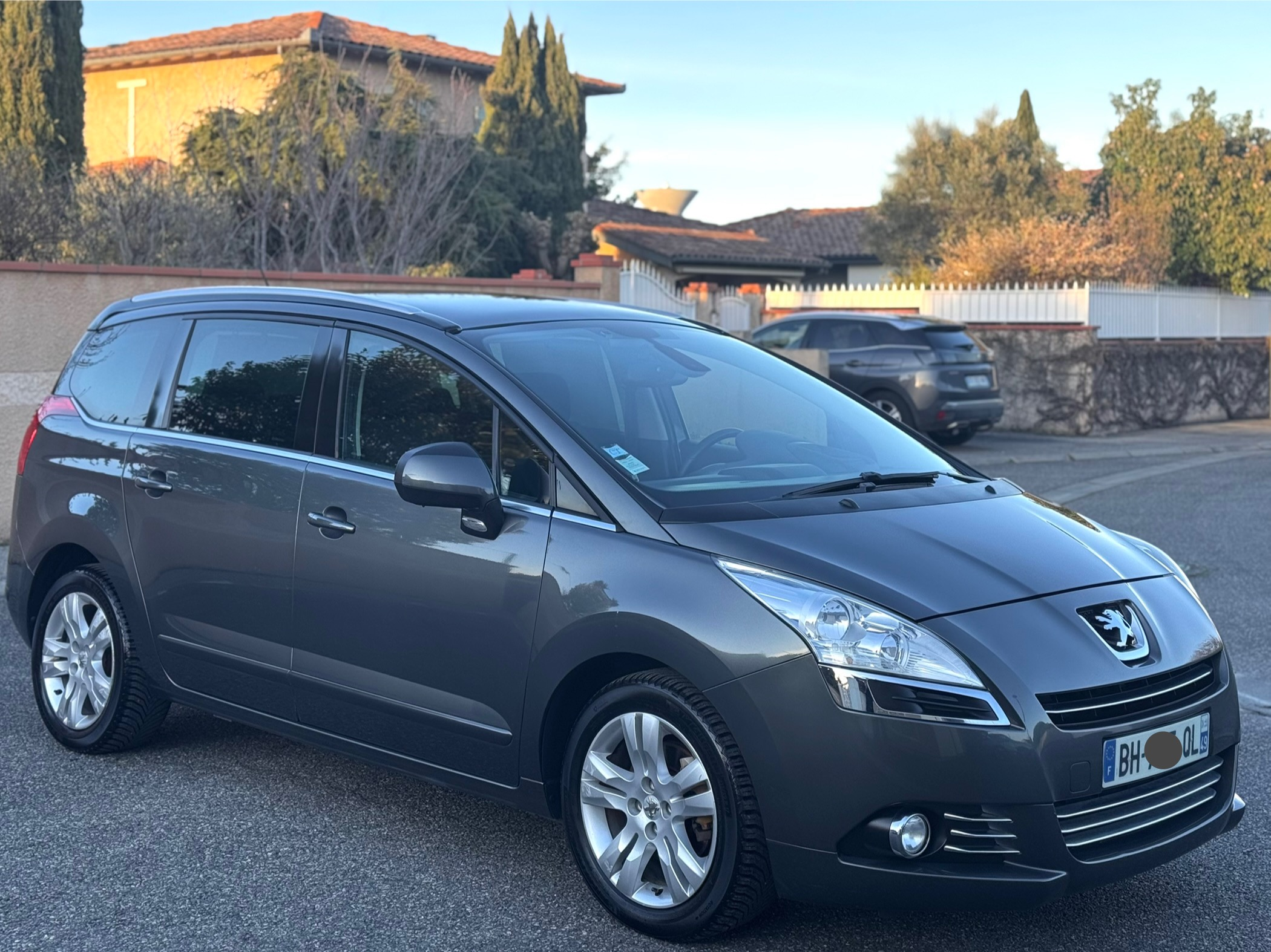 Peugeot 5008 2.0 150ch 7pl tout option - Miniature 7