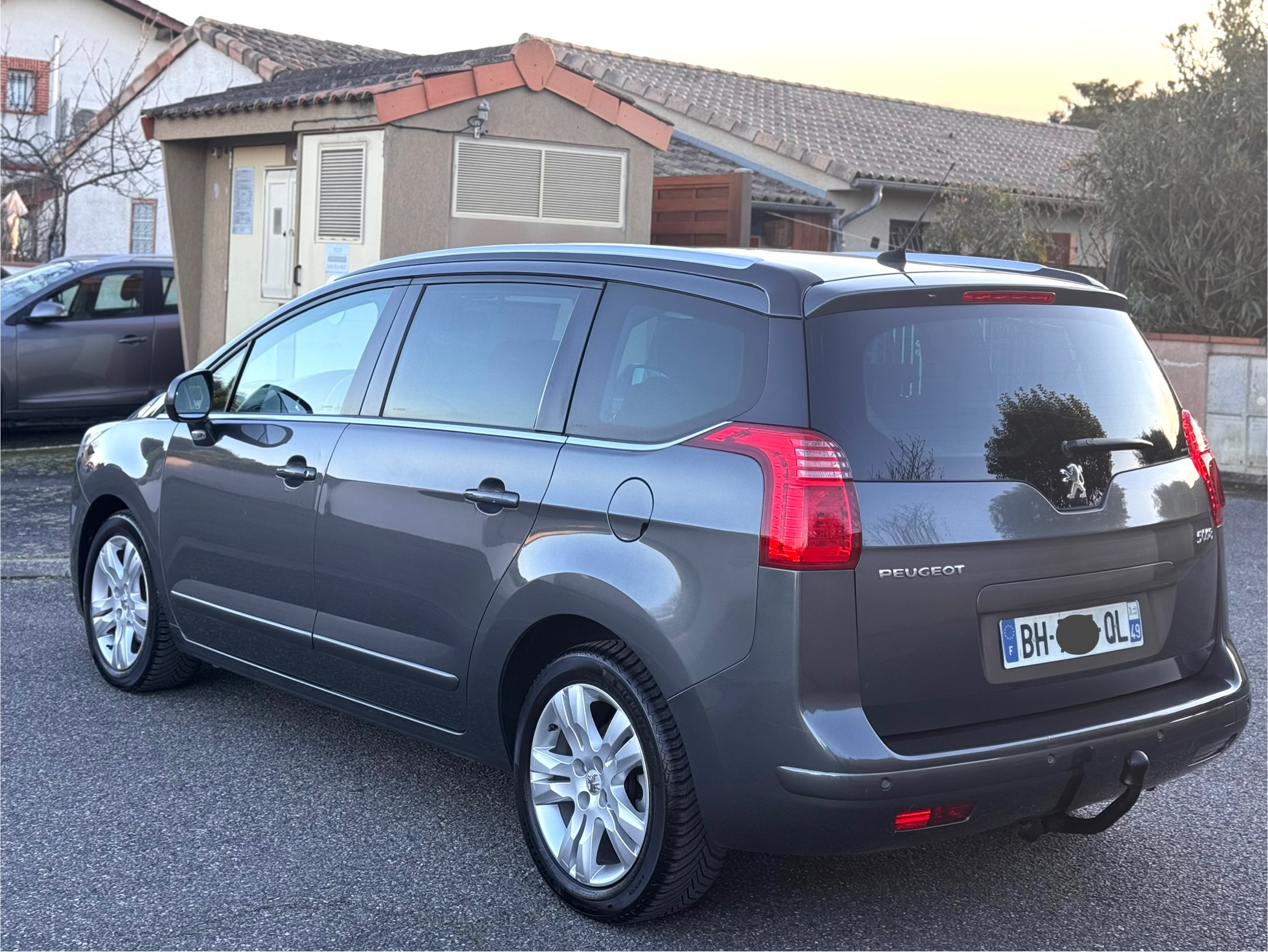 Peugeot 5008 2.0 150ch 7pl tout option - Miniature 8