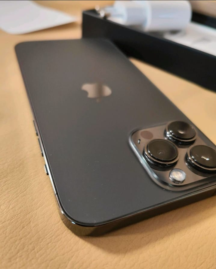 iPhone 13