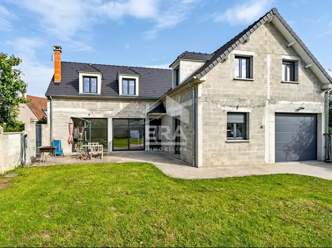 Maison villa très propre a Bon prix