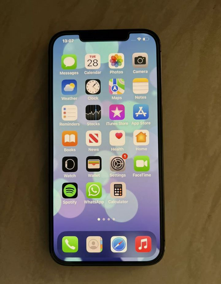 Apple iPhone 12 Pro Max 512 Go débloqué - Graphite. - Miniature 3