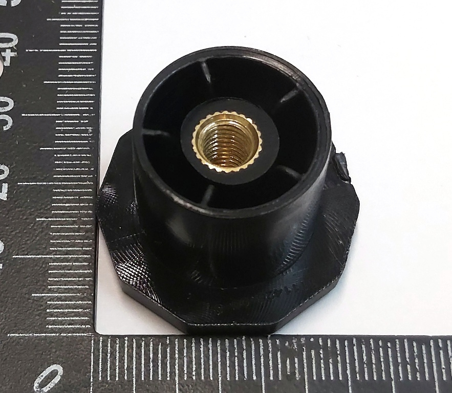 Butée de couvercle de coffre NEW analogique Tesla modèle 3
1111425-00-D-P AE