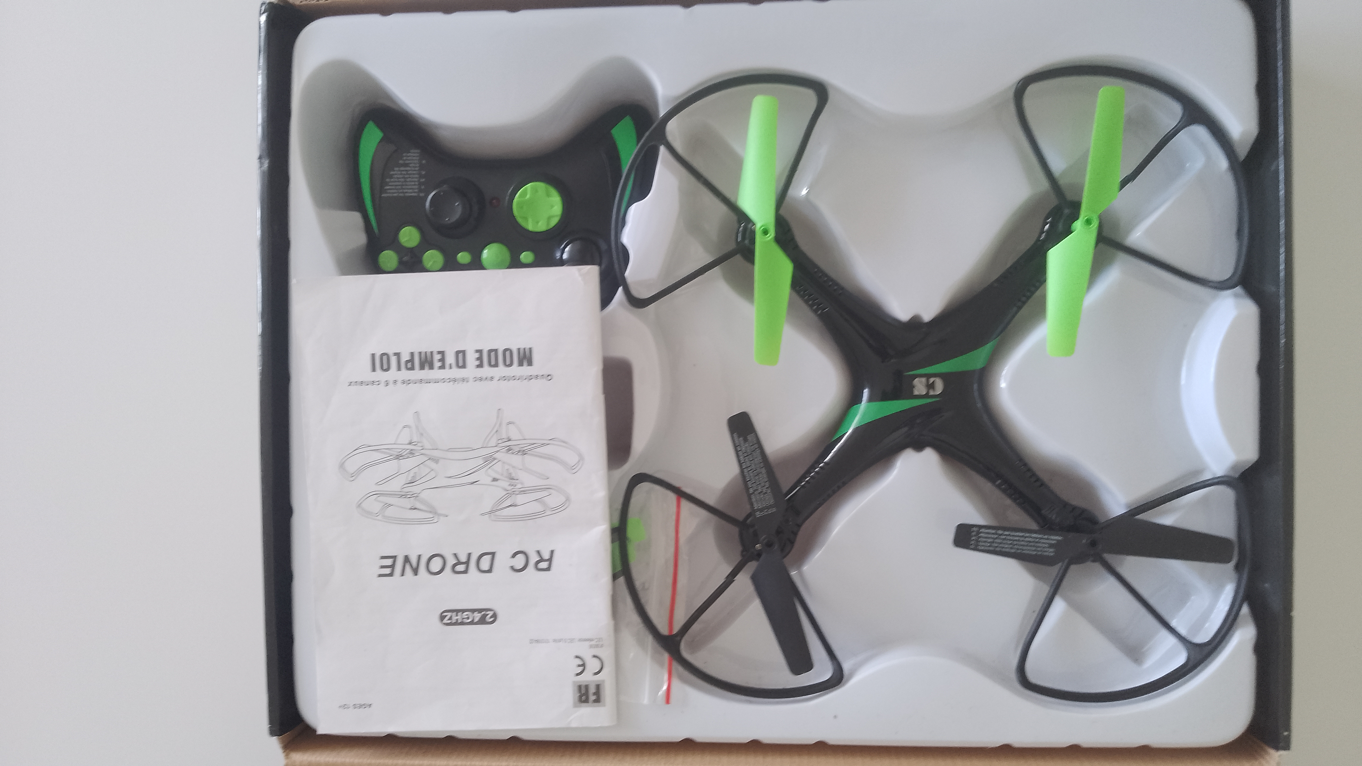 Drone Cross Sky 2.4GHz avec Caméra HD Intégrée - Miniature 4