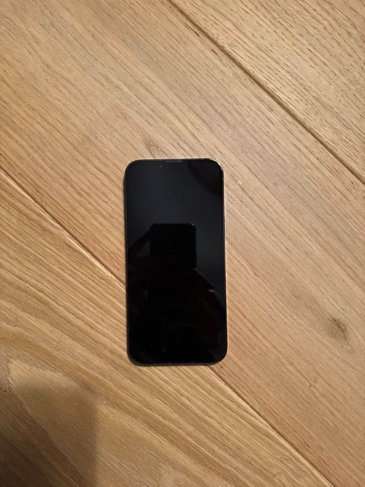 iPhone 13pro 128Go