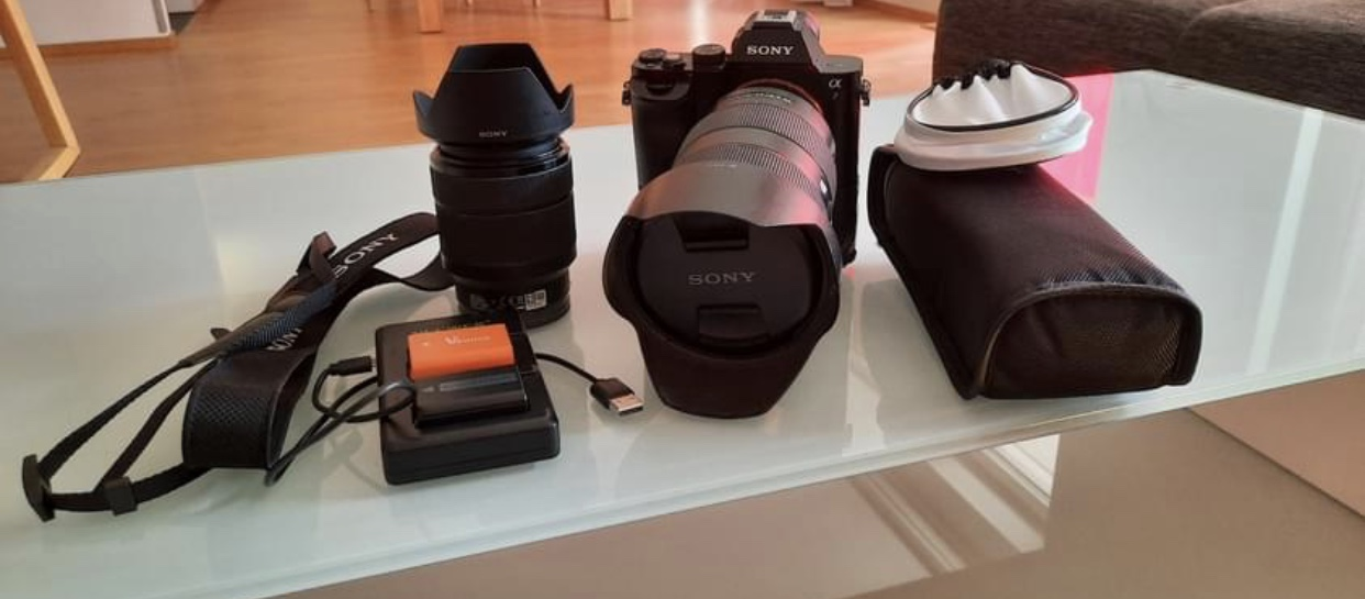 Sony alpha 7 Mark 1 avec objectif en kit et objectif GM 24-70 mm - Photo 1