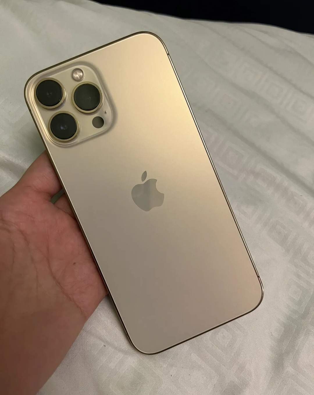 IPHONE 13 PRO MAX GOLD - Photo 1