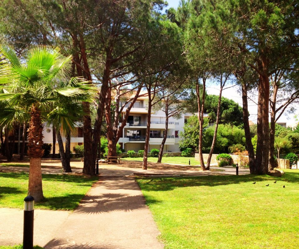 EN EXCLUSIVITE : Votre 2 Pièces avec terrasse au calme - Miniature 4