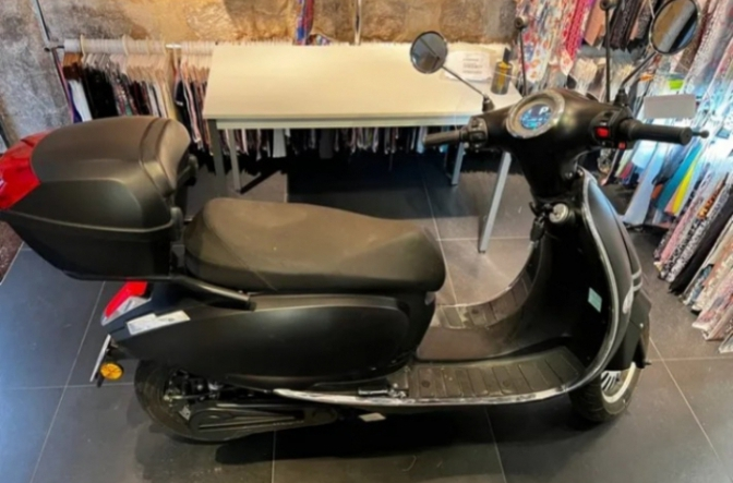 Moto scooter