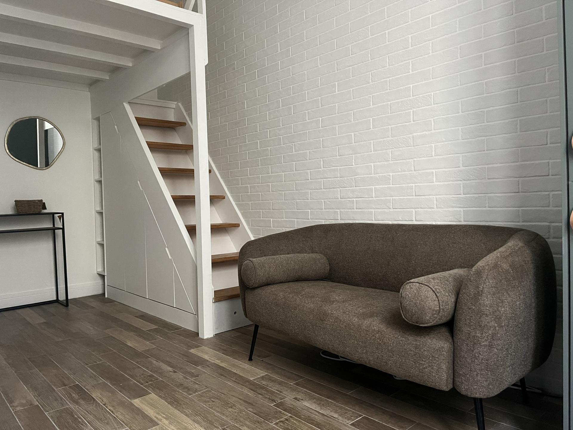 studio MEUBLE 14M2 Rennes Centre ville