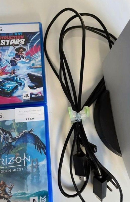 pour une urgence je vend ma ps5 standard - Photo 1