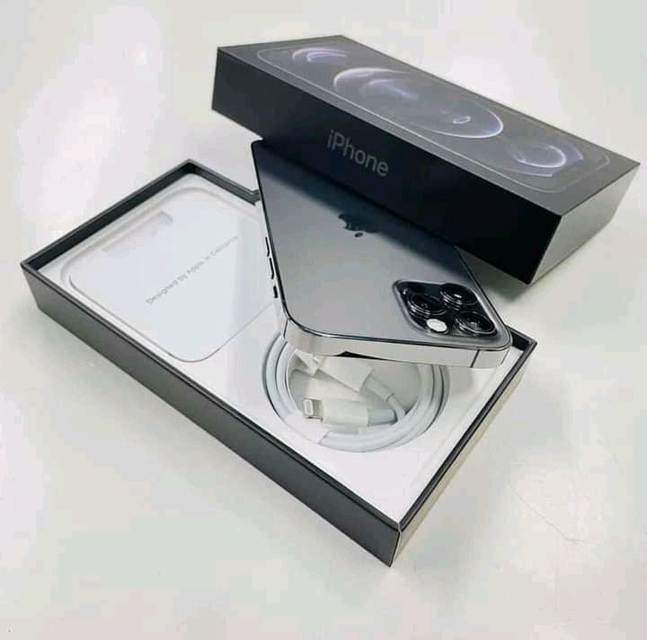 iPhone 12 pro Max - Miniature 3