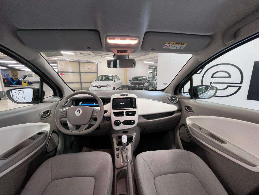 Superbe Renault Zoe quasi neuf - Miniature 3