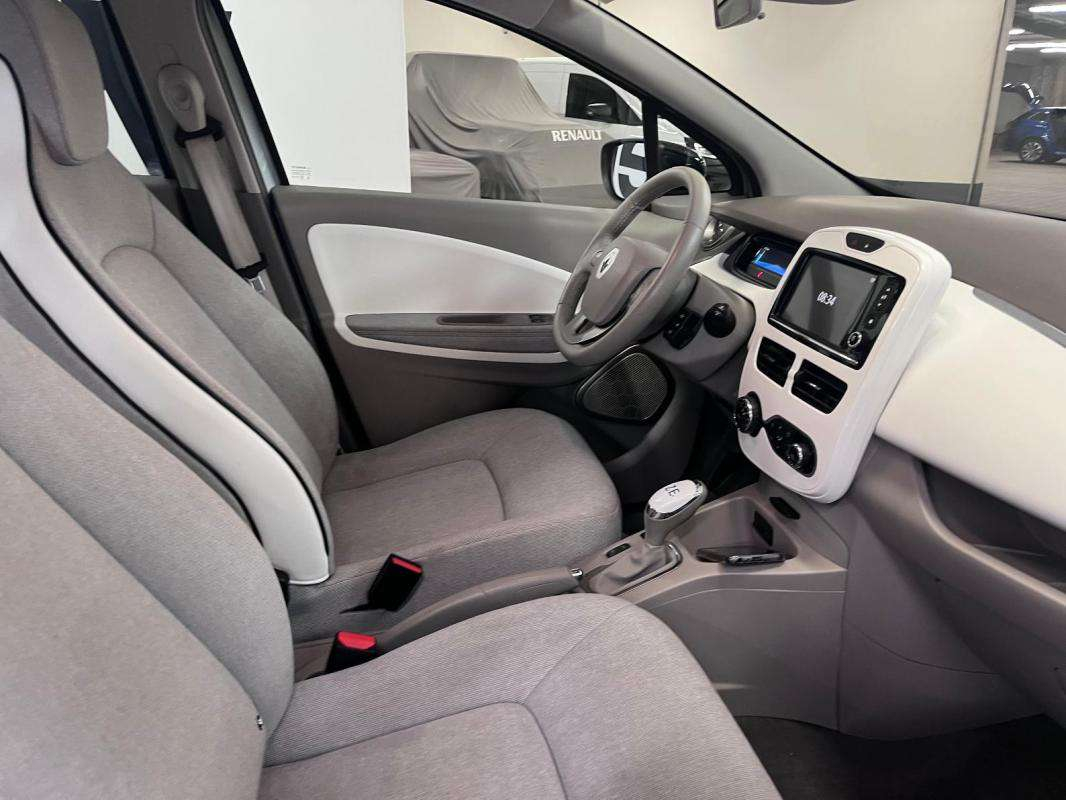 Superbe Renault Zoe quasi neuf - Miniature 4