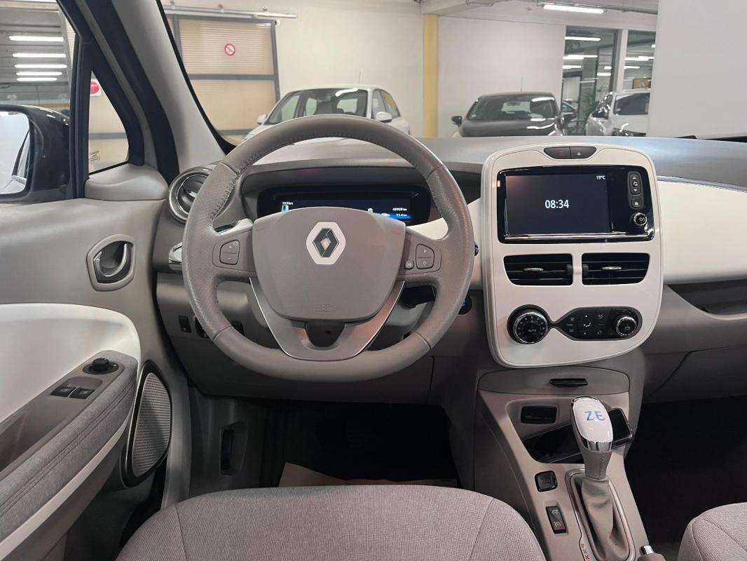 Superbe Renault Zoe quasi neuf - Miniature 7