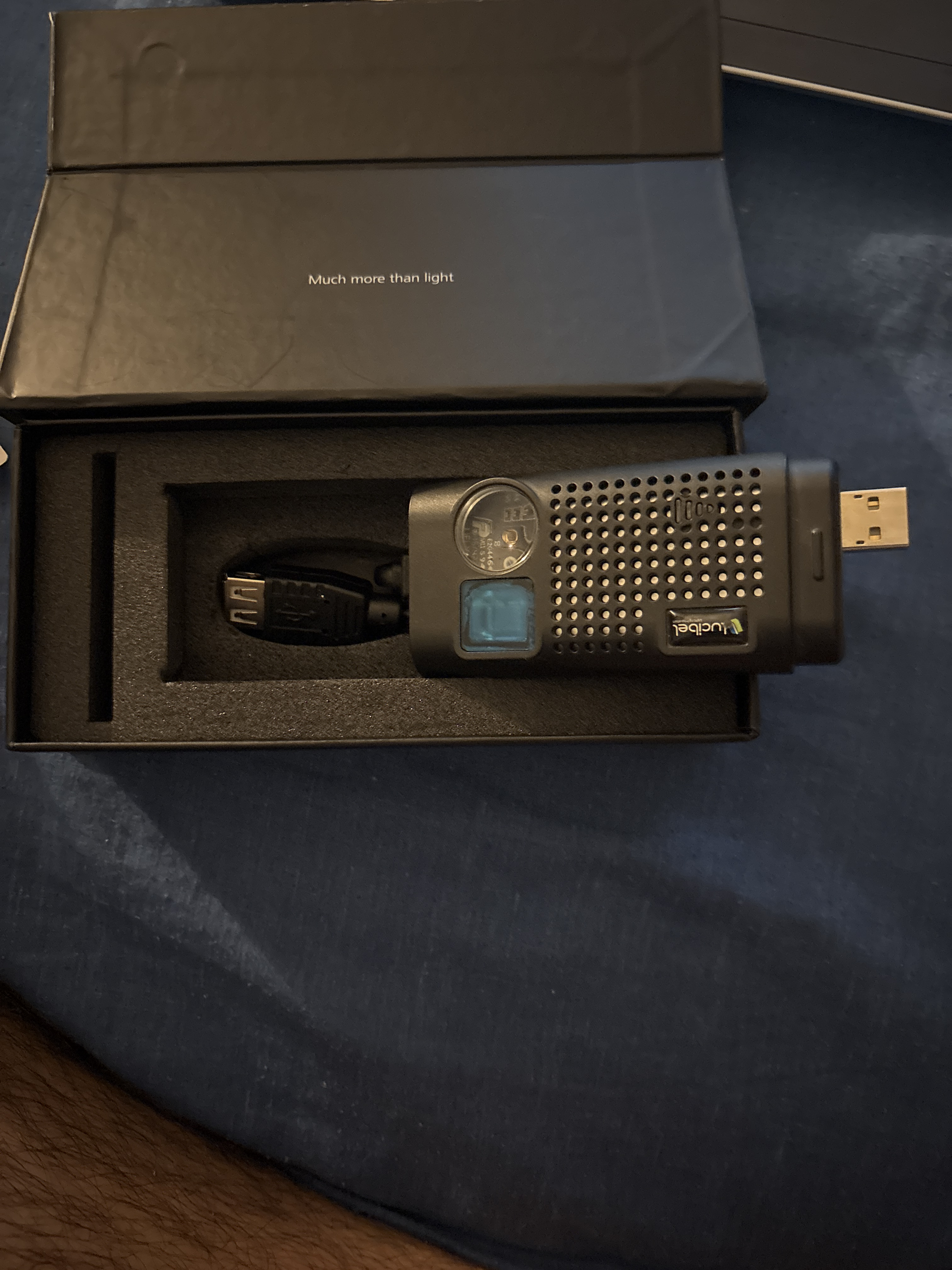 LiFi USB - Connectez-vous à la vitesse de la lumière